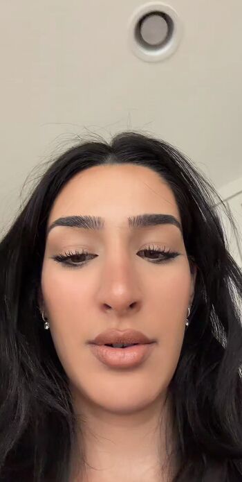 Full leaked Adolladola private onlyfans photo
