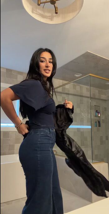 Full leaked Adolladola private onlyfans photo