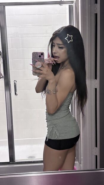 Full leaked Adriana private onlyfans photo