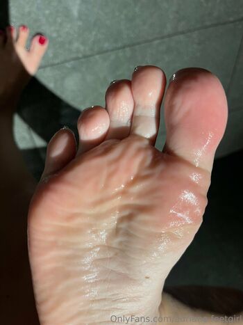 Full leaked Adriana feetgirl page private onlyfans photo