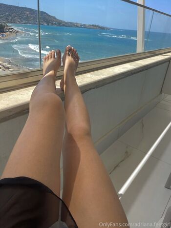 adriana.feetgirl