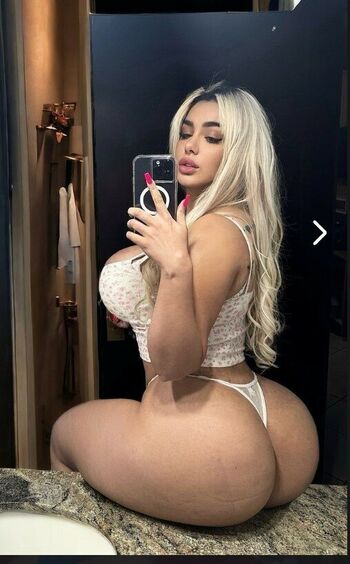 Full leaked Adrianaalencarvip private onlyfans photo