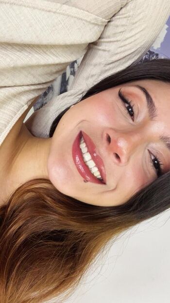 Full leaked Adrianna private onlyfans photo