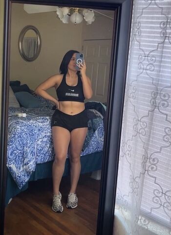 Full leaked Adriannaledesma private onlyfans photo