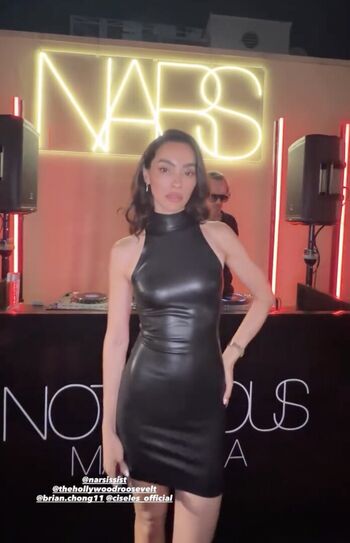 Full leaked Adrianne ho page private onlyfans photo