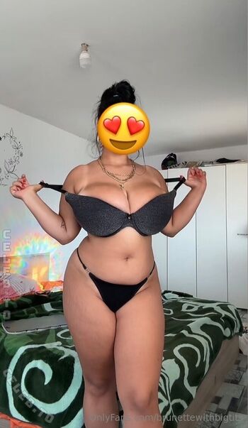 Full leaked Adry queen private onlyfans photo