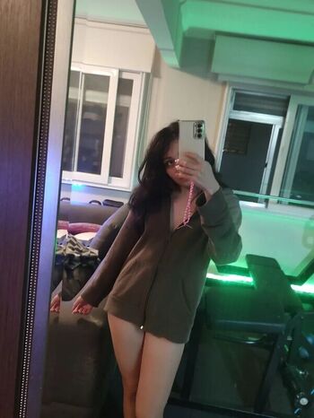 Adrya Oliv
