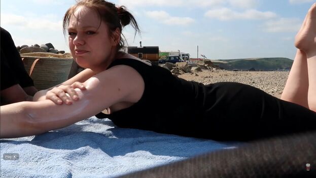 Full leaked Adventuresofellie page private onlyfans photo
