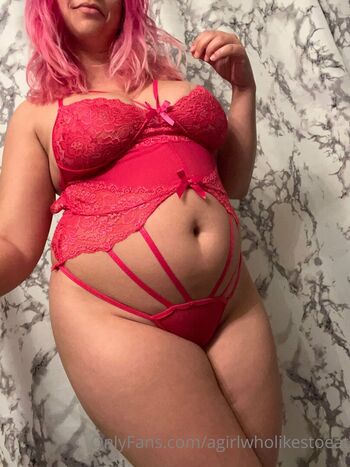 Full leaked Agirlwholikestoeat private onlyfans photo