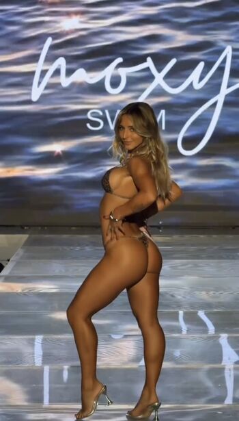 AI Generated Celebrity Nudes