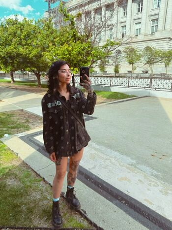 Full leaked Aileensenpaireacts private onlyfans photo
