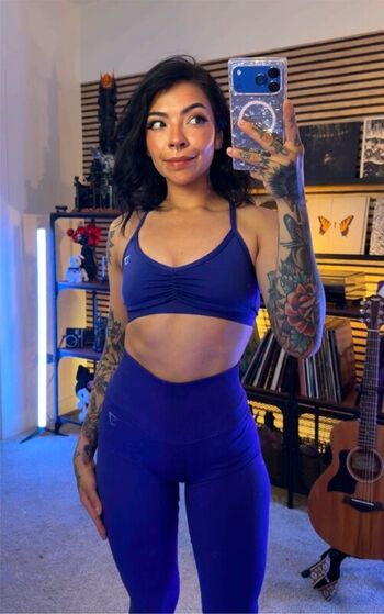 Full leaked Aileensenpaireacts private onlyfans photo