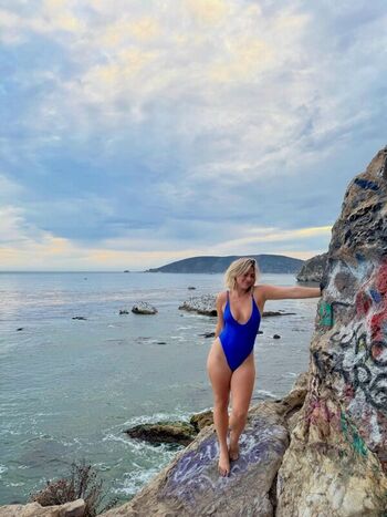 Full leaked Ainsley rolstad private onlyfans photo