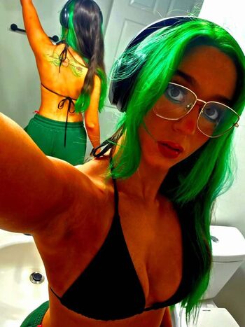 Airica Demia