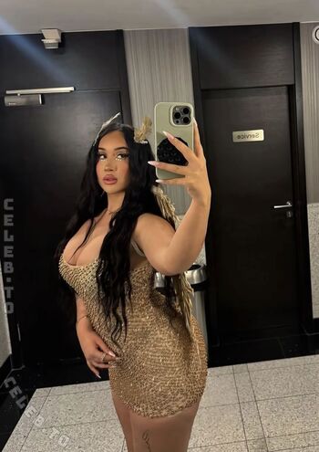 Full leaked Aischa naili private onlyfans photo