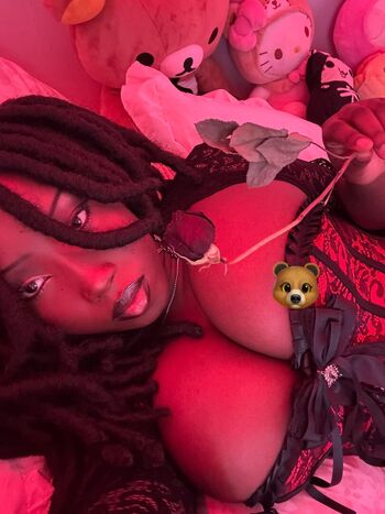 Full leaked Aisha private onlyfans photo
