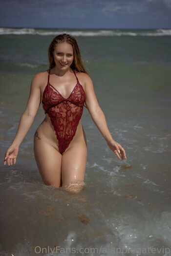 Full leaked Aj applegate page private onlyfans photo
