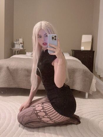 Full leaked Akianalol private onlyfans photo