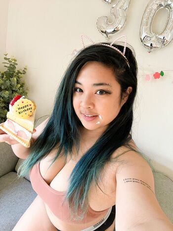 Full leaked Akidearest private onlyfans photo