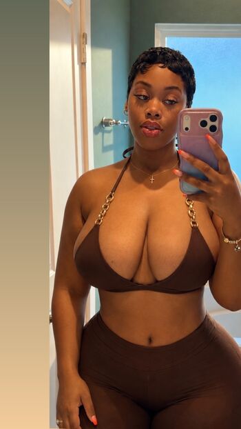 Full leaked Akiraa xxx private onlyfans photo