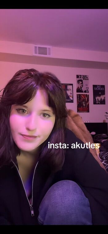 Akutles