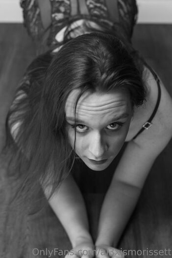 Full leaked Alxismorissett private onlyfans photo