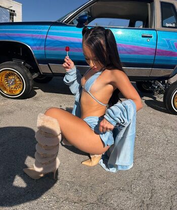 Full leaked Alahna ly private onlyfans photo