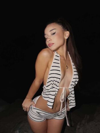 Full leaked Alahnaly page private onlyfans photo