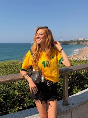 Full leaked Alaiajeanneau private onlyfans photo