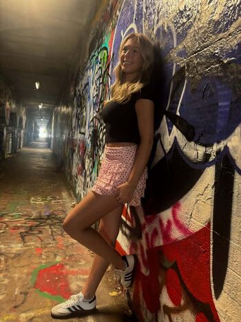 Full leaked Alainza private onlyfans photo