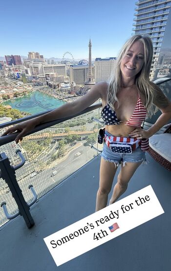 Full leaked Alana acker private onlyfans photo