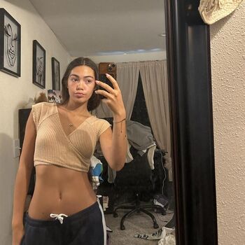Full leaked Alana kern private onlyfans photo