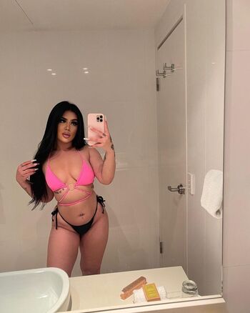 Full leaked Alana rose olivia private onlyfans photo