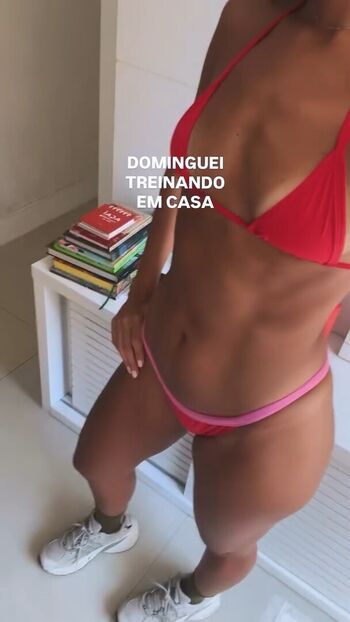 Full leaked Alane dias private onlyfans photo