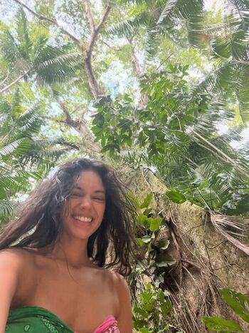 Alane Dias