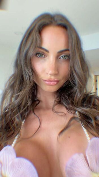 Full leaked Alannalouise  page private onlyfans photo