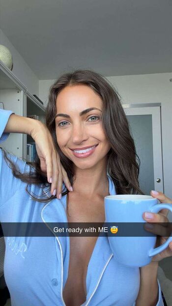 Full leaked Alannalouise page private onlyfans photo