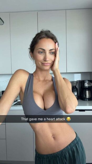 Full leaked Alannalouise page private onlyfans photo