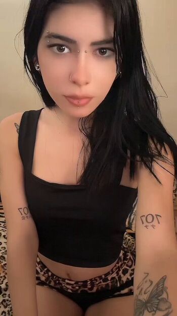 Full leaked Alaskull private onlyfans photo
