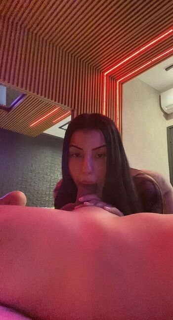 Full leaked Alauramathias private onlyfans photo