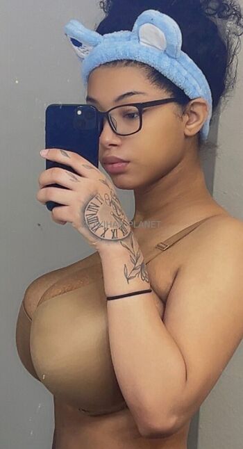 Full leaked Alayjhass planet private onlyfans photo
