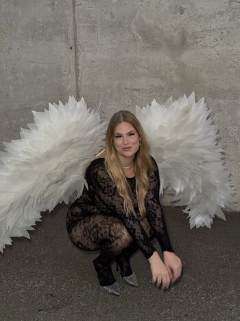 Full leaked Albitarobainam page private onlyfans photo