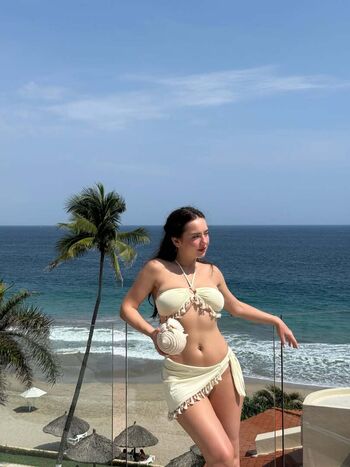 Full leaked Ale ivanova page private onlyfans photo