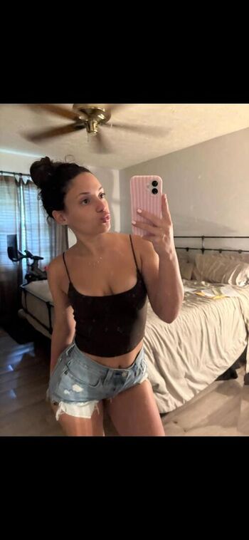 Full leaked Aleaarose private onlyfans photo