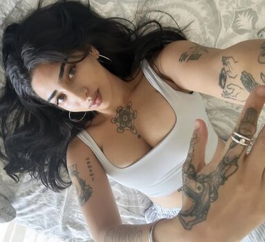 Full leaked Alearninggardens private onlyfans photo