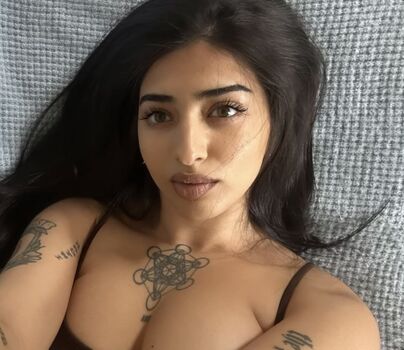 Full leaked Alearninggardens private onlyfans photo