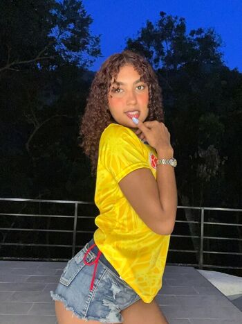 Full leaked Alejamarquezz private onlyfans photo