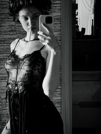 Full leaked Aleksa ndria private onlyfans photo