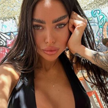 Alena Omovych