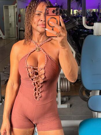 Full leaked Aleseninha private onlyfans photo